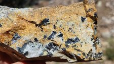 Riebeckite 