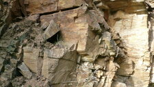 Façade de schiste dans les Corbieres 