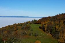 Vue du massif du morvan depuis le chaos rocheux de Uchon