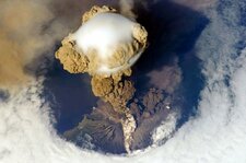 Sarytchev (volcan), éruption du 12 juin 2009 sur l