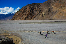 Couches de roches plissées - Kali Gandaki - Népal - Himalaya
