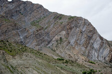 Couches de roches plissées - Gushal - Inde - Himalaya