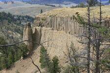Coulée basaltique prismée, Canyon de Yellowstone.