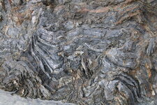 Plis dans les schistes rubanés briovériens 