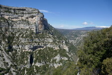 Calcaire urgonien dans les gorges de la Nesque