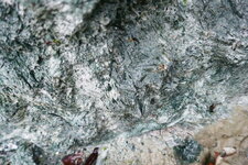 Serpentinite de type Antigorite à la Carrière de la Brosse