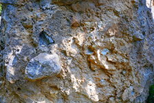 Brèche de cargneule, Gorges Saint Pierre