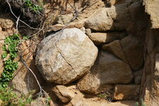 Altération en boule du granite de Flamanville