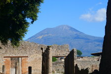 Cône du Vésuve depuis Pompéi