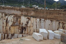 Carrière de marbre à Orosei Sardaigne