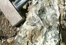 Métagabbro à hornblende, actinote et chlorite du Colle Bercia