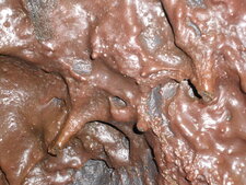 Concrétions de lave dans les grottes de lave du volcan Villarrica