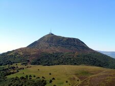 Le Puy de Dôme en été