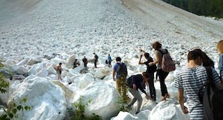 Carrière de marbre blanc, au Sud Est du lac Baïkal