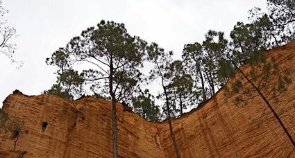 Falaise d'ocre