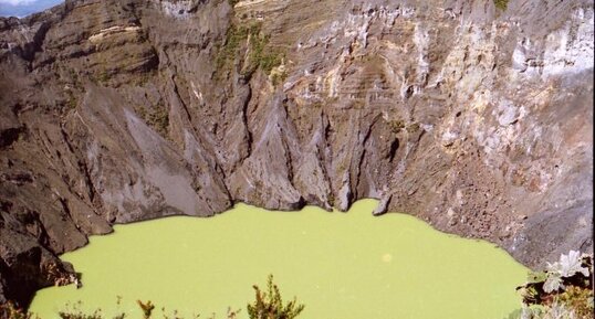 Cratère du Volcan Irazu