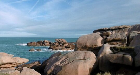 La côte de granit rose