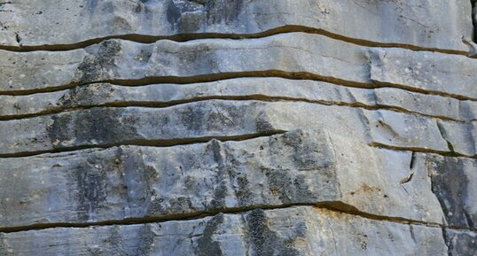 Bancs calcaires du jurassique supérieur, gorges de la Vis