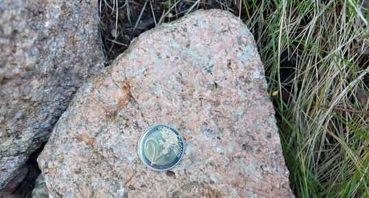 Corse - Ocana - Punta d'Arese -Granite Perthitique à Hastingsite-fayalite