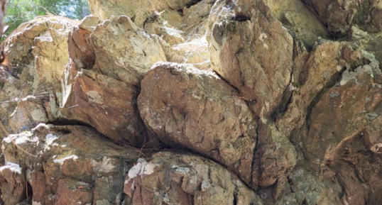 Corse - Rospigliani - Pillow lavas