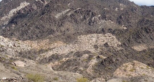 Intrusions de Pegmatites, Molinos, Argentine.