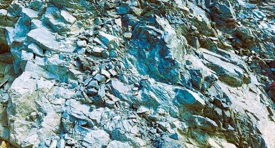 Corse - Muracciole - Campo Dei Meloni - Serpentinite