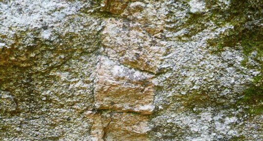 Filon dans granite à Autun