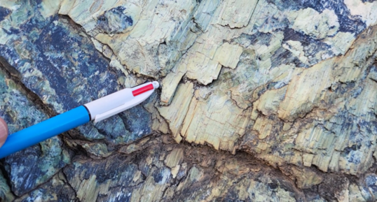 Corse - Lugo di Nazza - Serpentinites