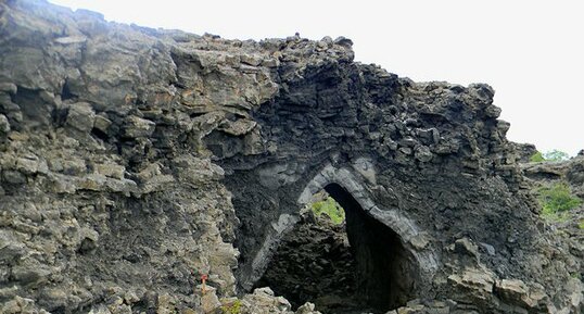 Kirkjan de Dimmuborgir