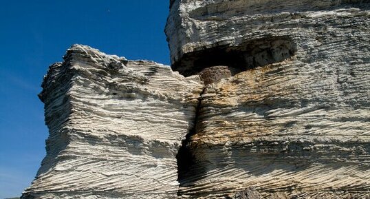 Falaise près de Bonifiacio en Corse