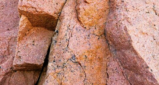Corse - Ota - Granite rouge des calanche de Porto