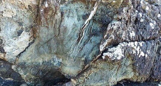 Corse - Cargèse - Golfe de Topiti - Serpentine & Rhyolite (...)