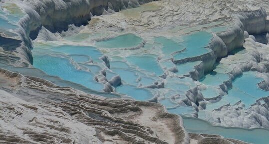 Vasques hydrothermaux de Calcite à Pamukkale