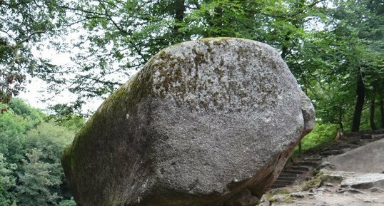 Huelgoat, la roche tremblante