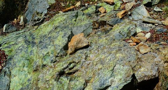 Serpentinite, défilé de Lancone, Corse