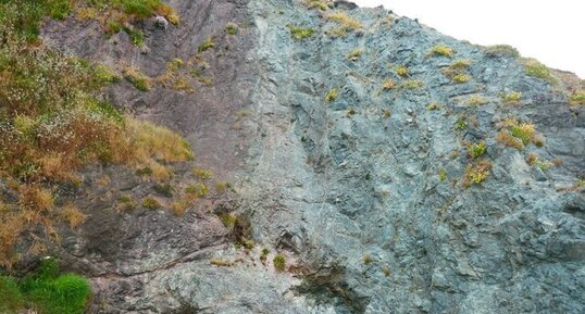 Contact entre basalte et conglomérats paléozoïque