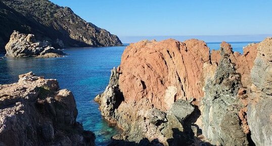 Corse - Cargèse - Golfe de Topiti - Serpentine & Rhyolite Alcaline
