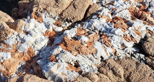 Quartz hydrothermal
