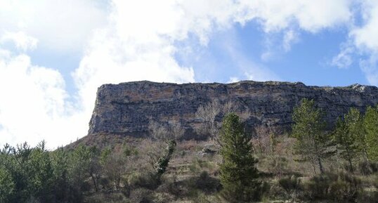 Le rocher du Caire (777m)