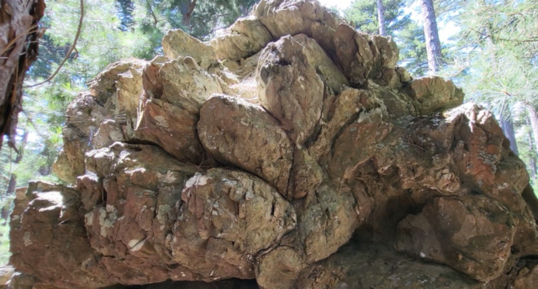 Corse - Rospigliani - Pillow lavas