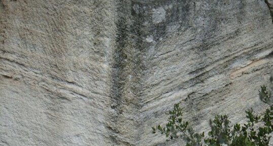 Stratification oblique dans calcaire de Beaulieu