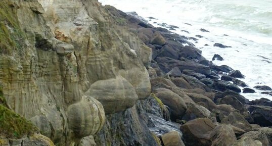 "œufs" du cap gris-nez, grès de la crèche