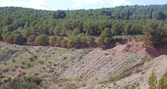 Mine de Bauxite du lac de Lolivet