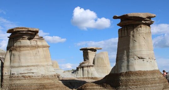 Hoodoos des badlands de l'Alberta