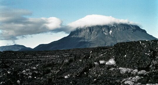 Volcan Herdubreid (hauts plateaux islandais)