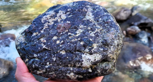 Corse - Asco - Roches Pyroclastiques