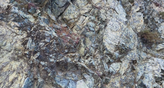 Corse - Lugo di Nazza - Serpentinites