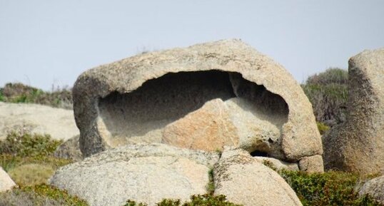 Tafoni dans monzogranite, Pointe di Spano