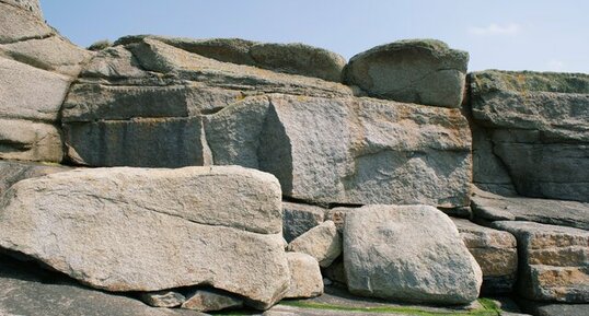 Ancienne exploitation de granite, carrière du Kléguer