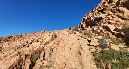 Corse - Piana - Capu Rossu - Granite Perthitique à Arfvedsonite